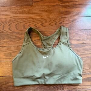 Nike Green Women’s Padded Sports Bra Size Medium